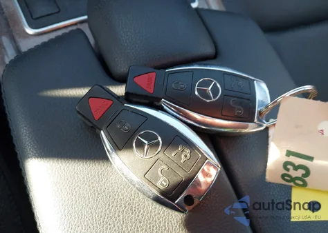 2013 Mercedes-Benz E 350 4Matic из США, поврежденный, VIN WDDHF8JB2DA721846